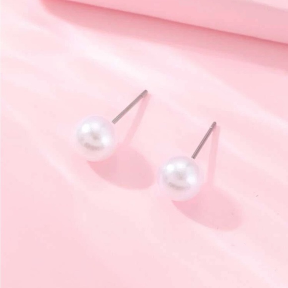 New Sterling Silver 925 Faux Pearl Stud Earrings - Picture 1 of 7
